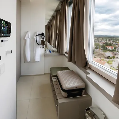 Hotell Aquaturm & Energie 4*